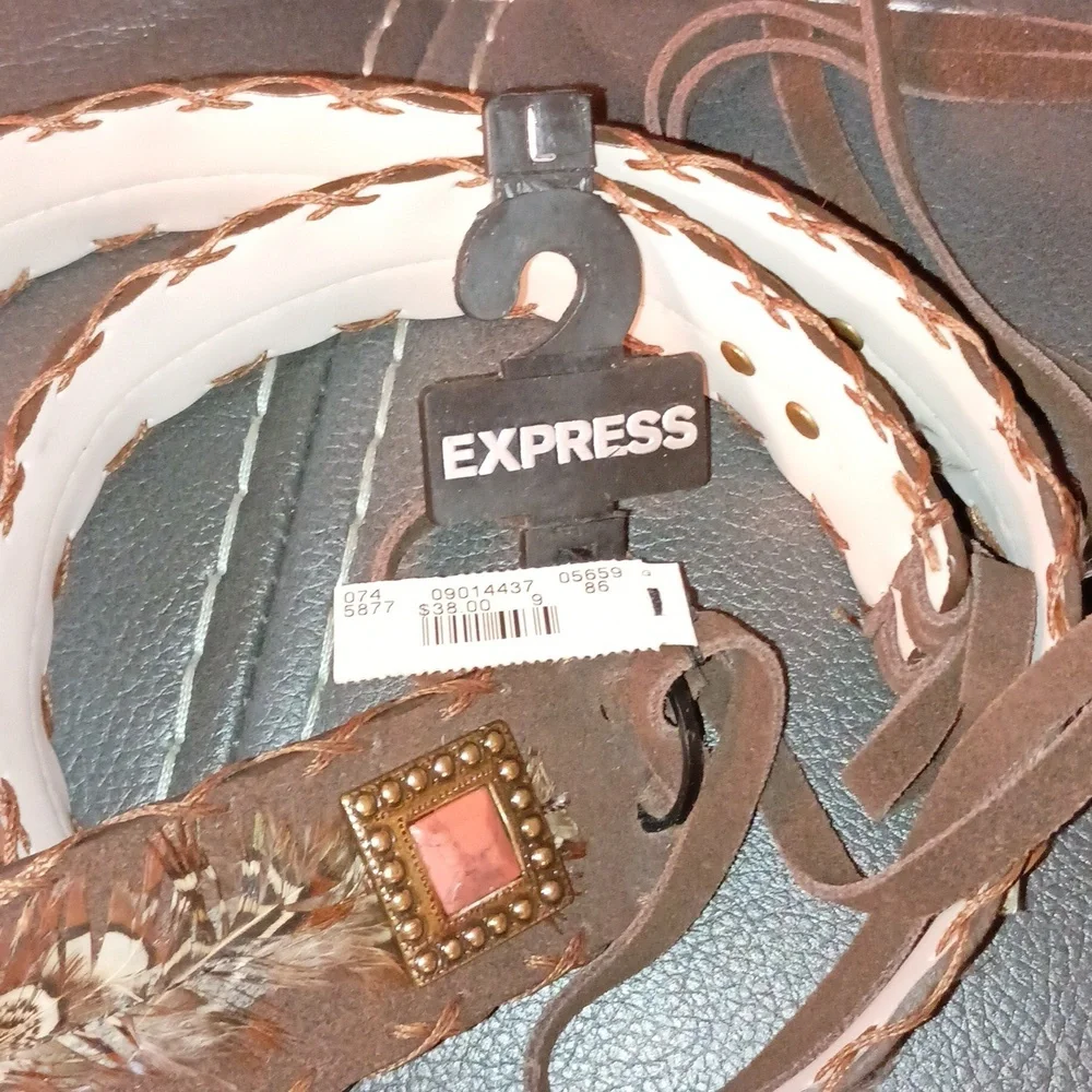 Express brown tie belt leather and feathers Size Large Marbled peach studs Rare - Picture 6 of 9